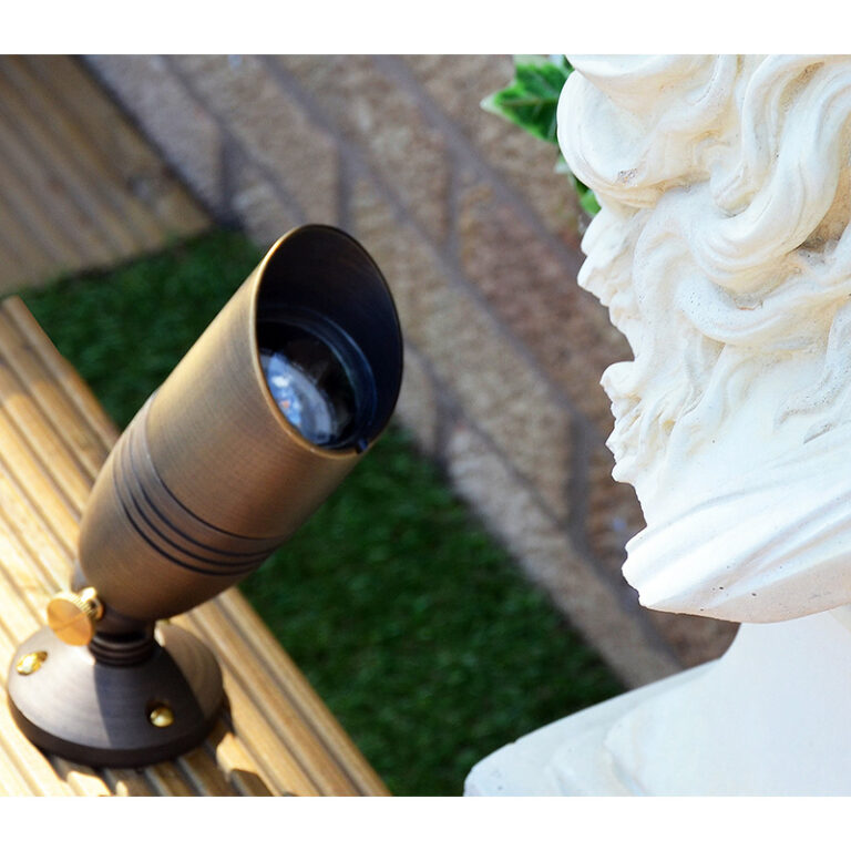 Director Up Light / Solid Brass Spike Light - Rustic Bronze Finish (12v Plug & Play)
