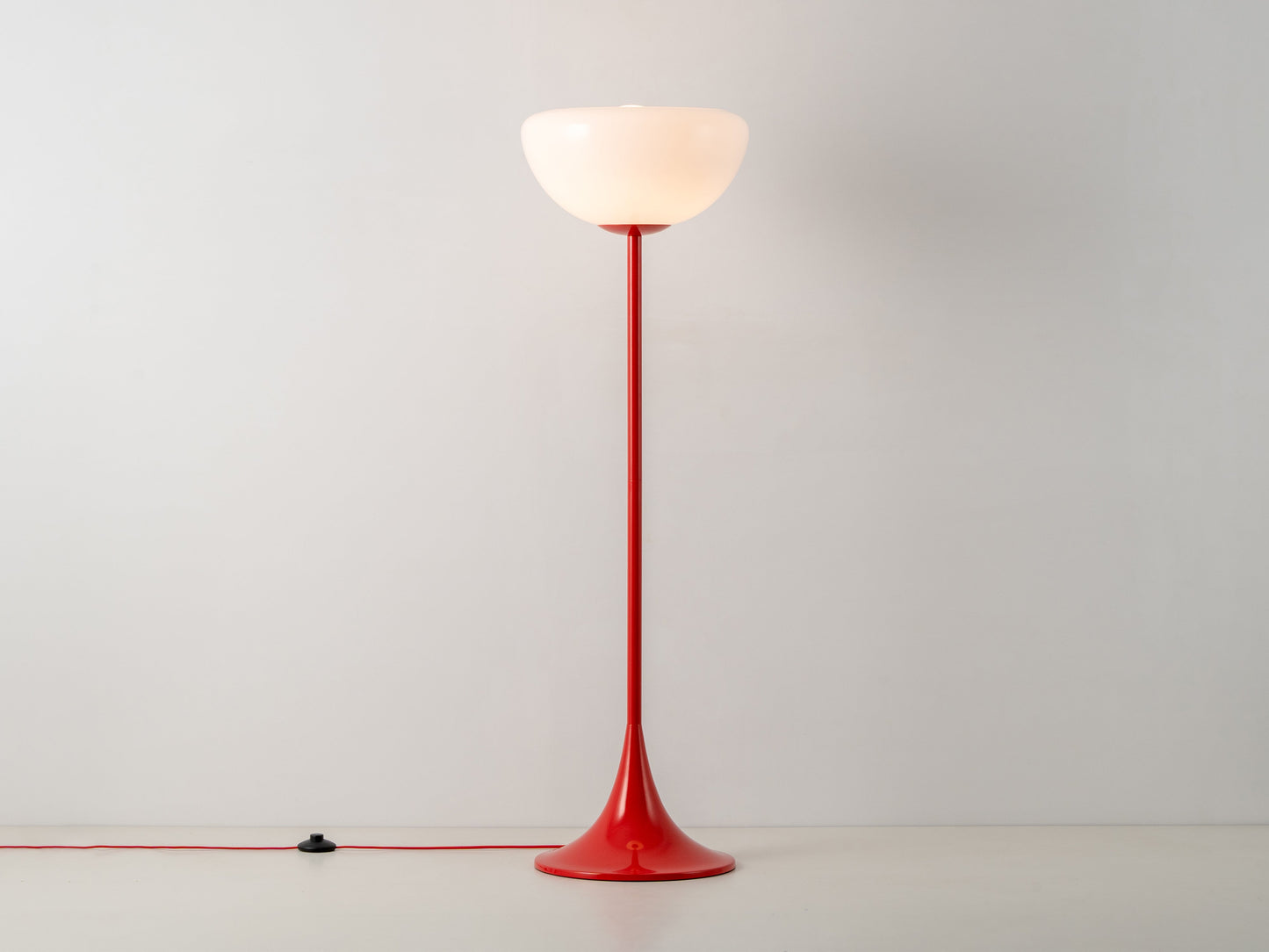 Jam Red Glass Bowl Floor Lamp